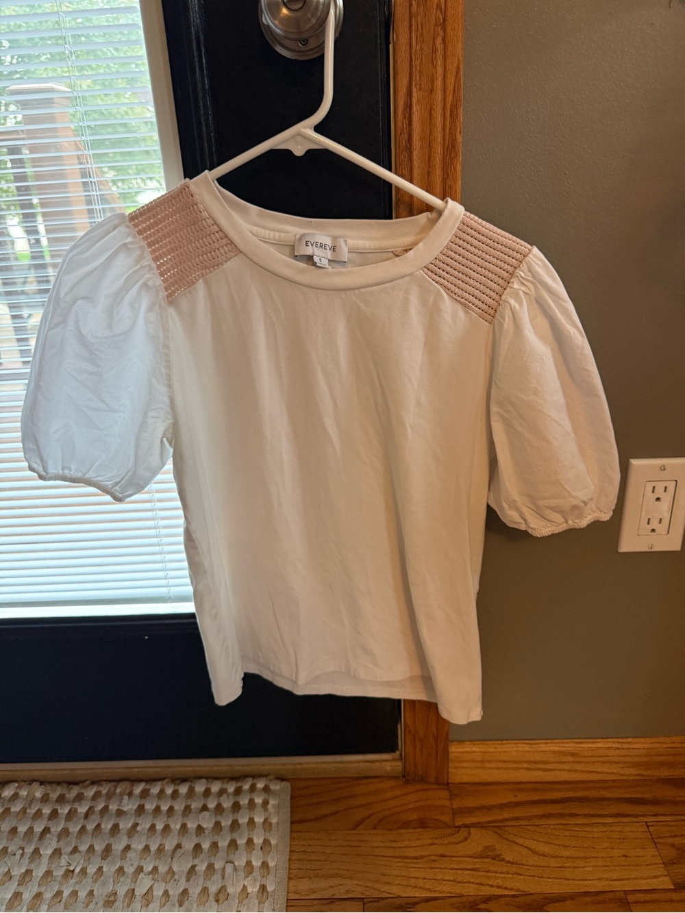 Evereve Cream Puff-Sleeve Tee with Smocked Shoulders